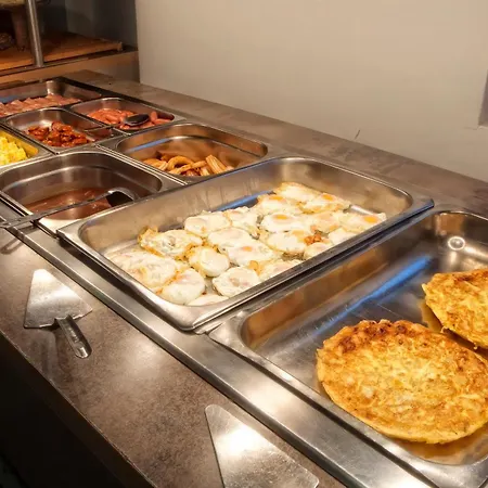 Otel El Muelle De 3*