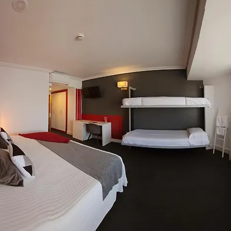 El Muelle De Suances