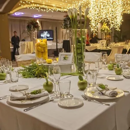 Otel El Muelle De 3*