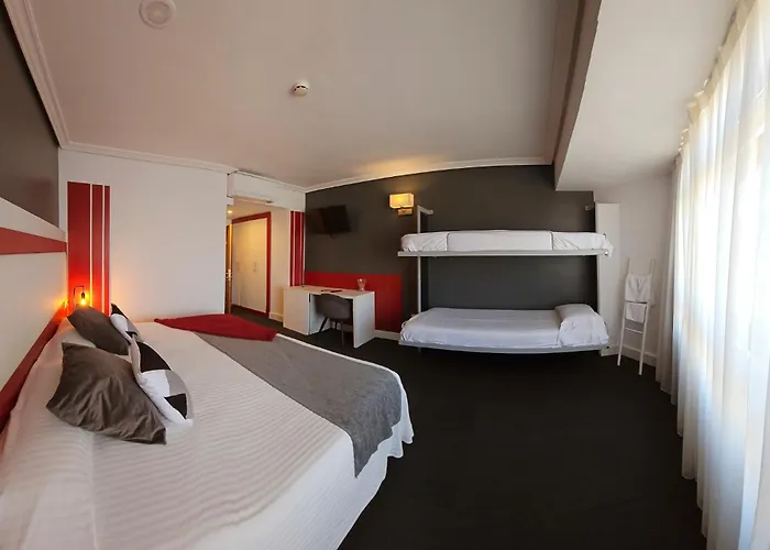 El Muelle De Suances