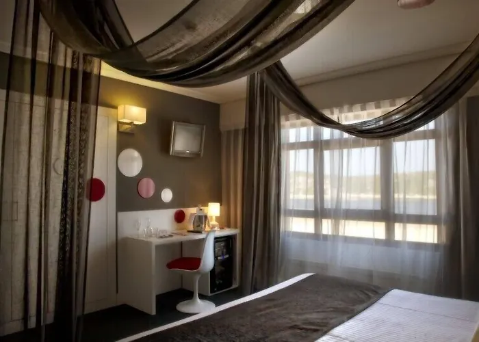 El Muelle De Suances