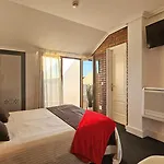 El Muelle De Hotel 3*