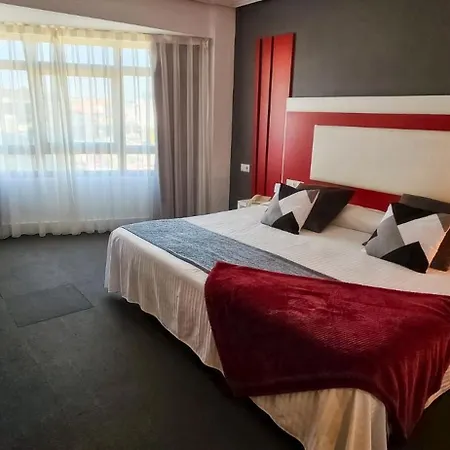 El Muelle De 3* Suances