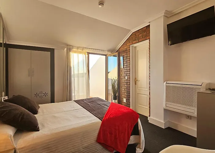 El Muelle De Hotell 3*