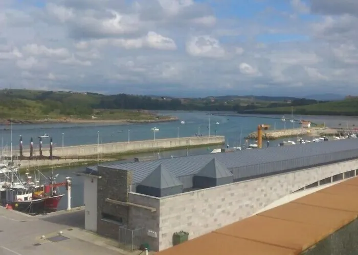 El Muelle De Suances